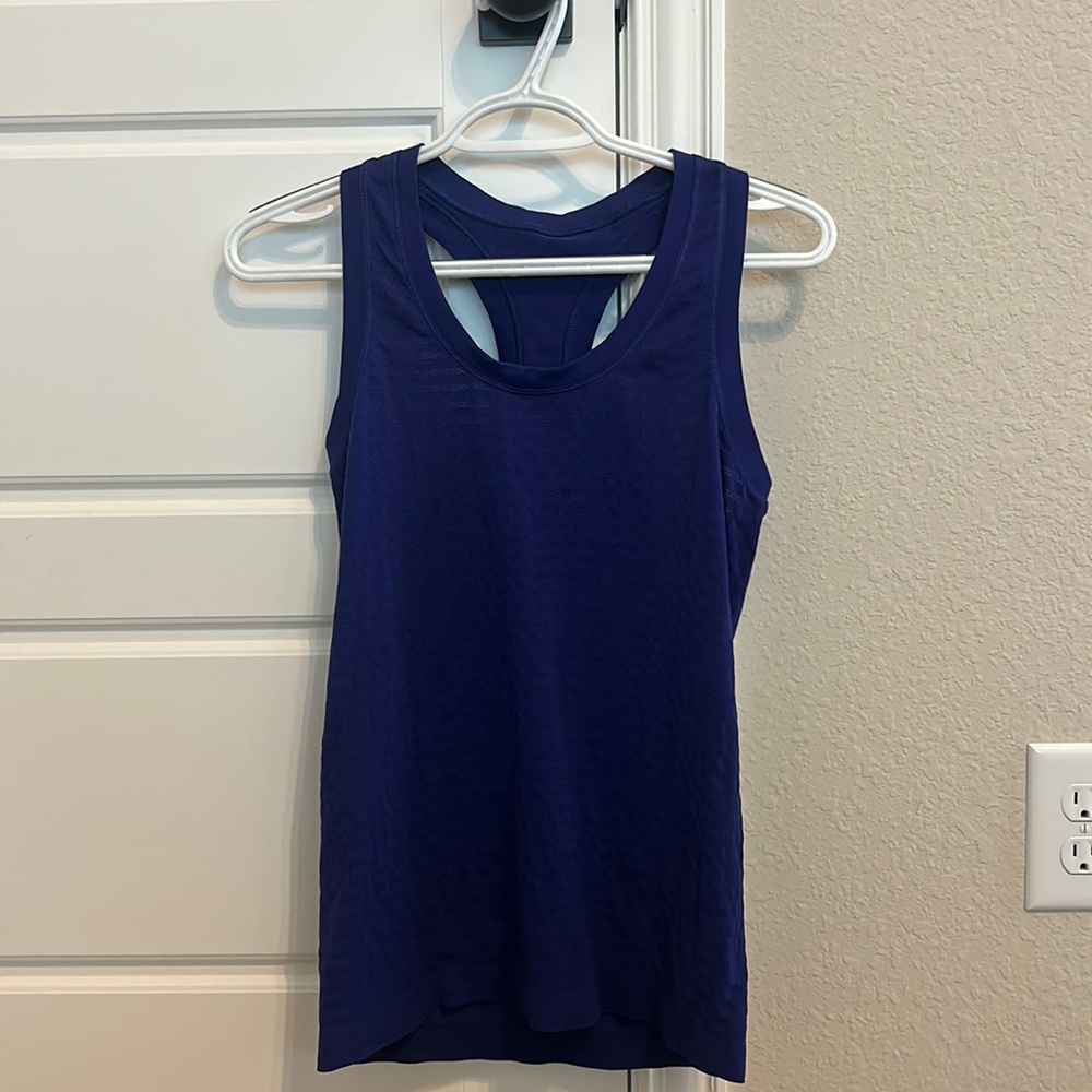 ATHLETA TANK